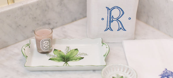 http://www.the-monogrammed-home.com/cdn/shop/collections/Wedding_grande.jpg?v=1604658526