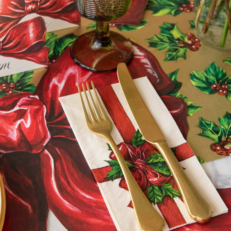 Gilded Holly Paper Table Runner