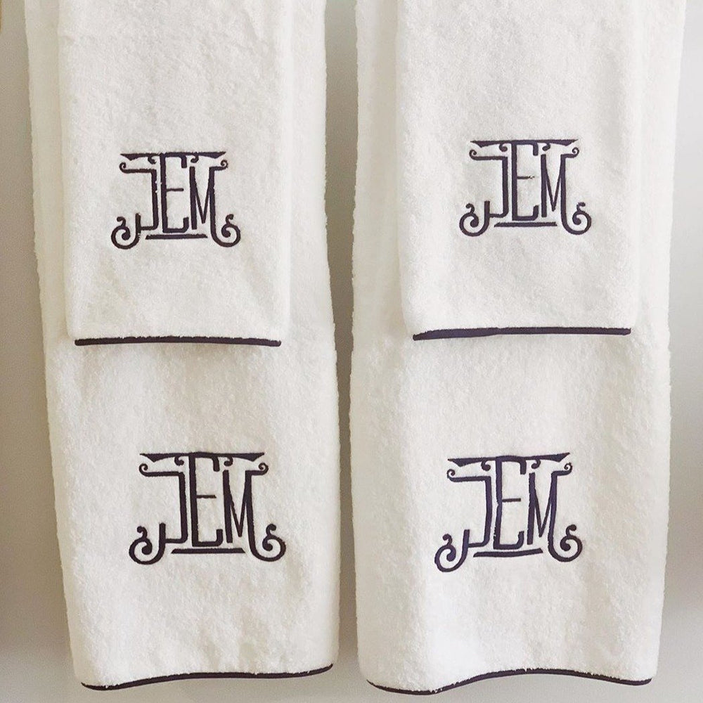 Matouk Cairo Towel With Straight Piping